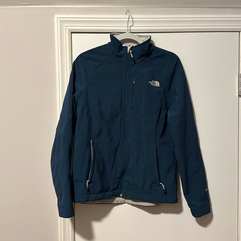 Women’s size large navy blue Northface apex jacket